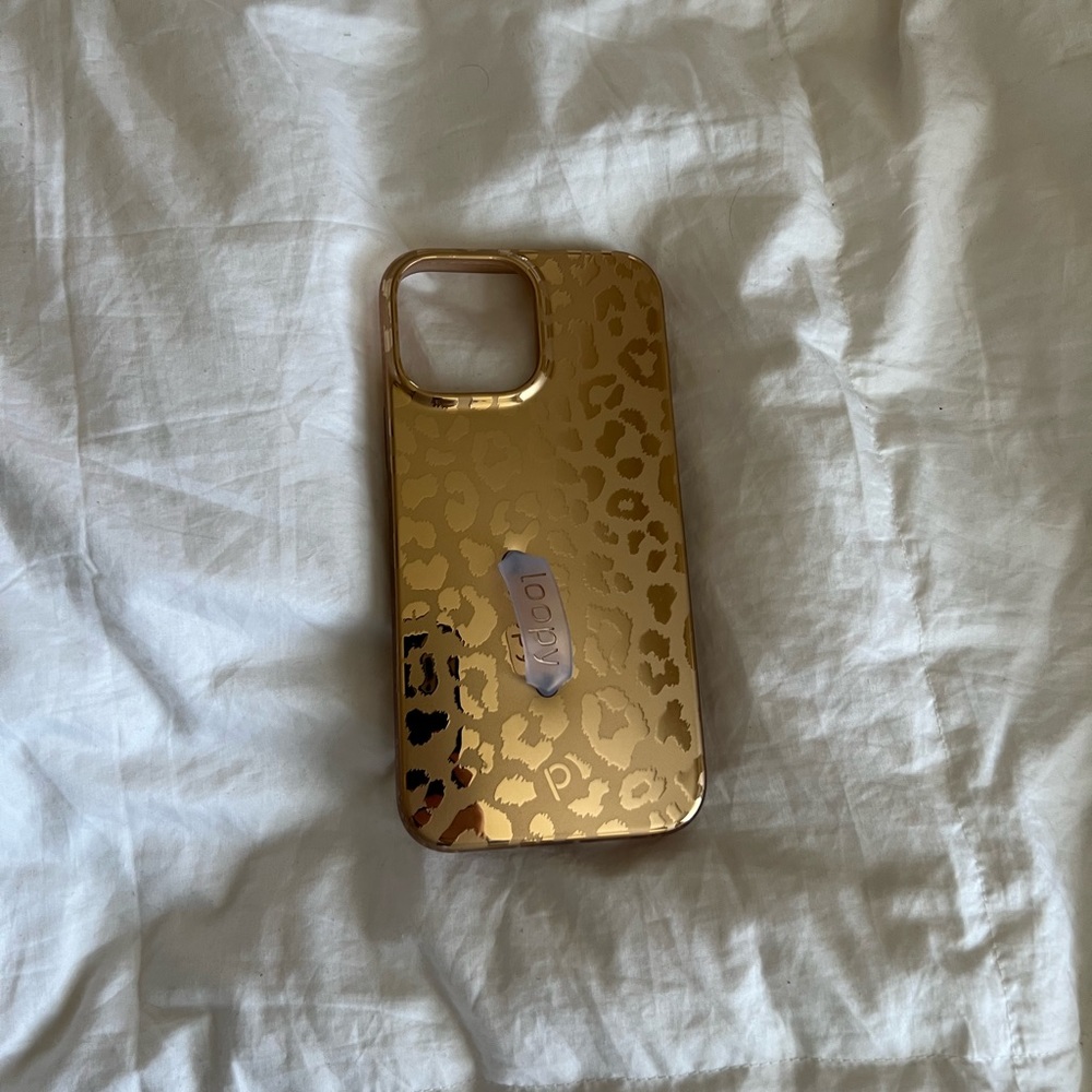 iPhone 13 Pro Max Loopy Gold Leopard Metallic // Righty